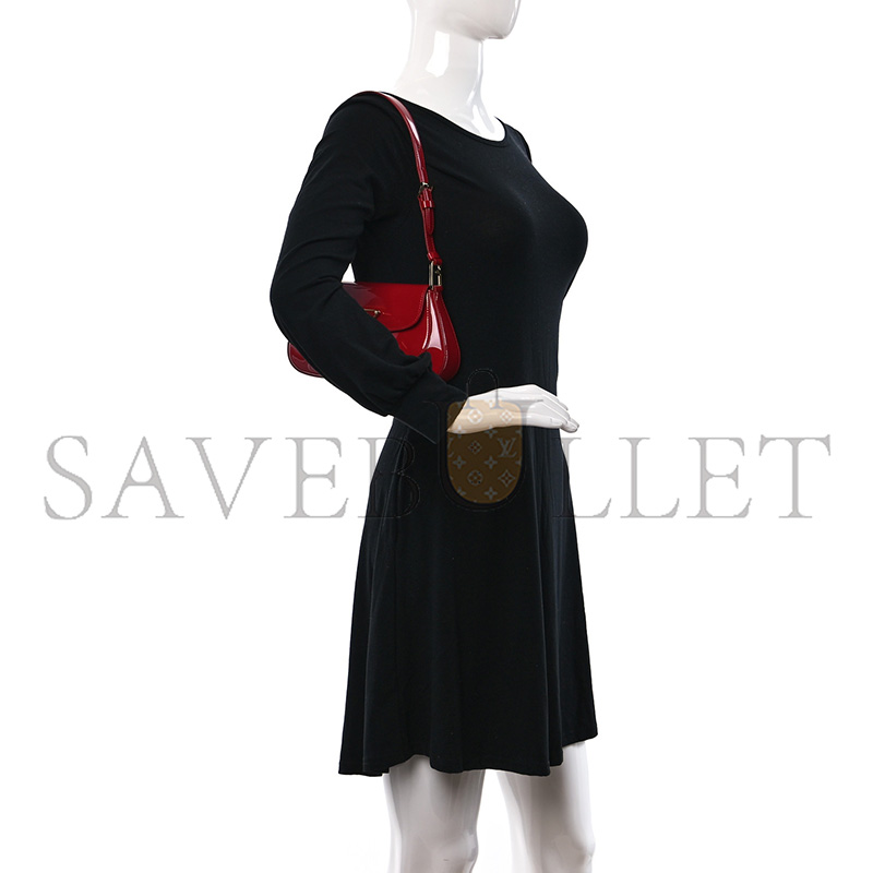 Pra*a vernice triangle logo flap adjustable strap shoulder bag cherry 1bd355 (24*11*4cm)